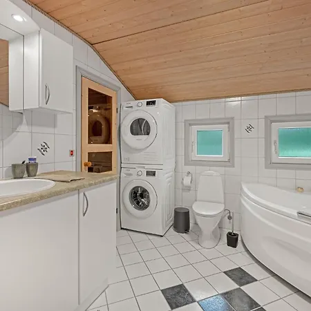 Σπίτι διακοπών Stunning In With Sauna *