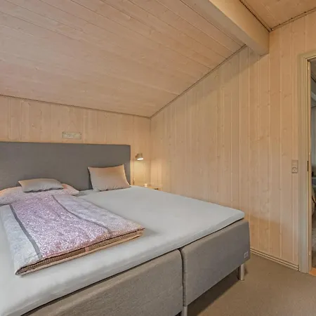 Feriehus Stunning In With Sauna *